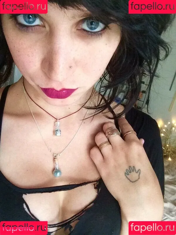 Adi Lockheart Onlyfans Photo Gallery 