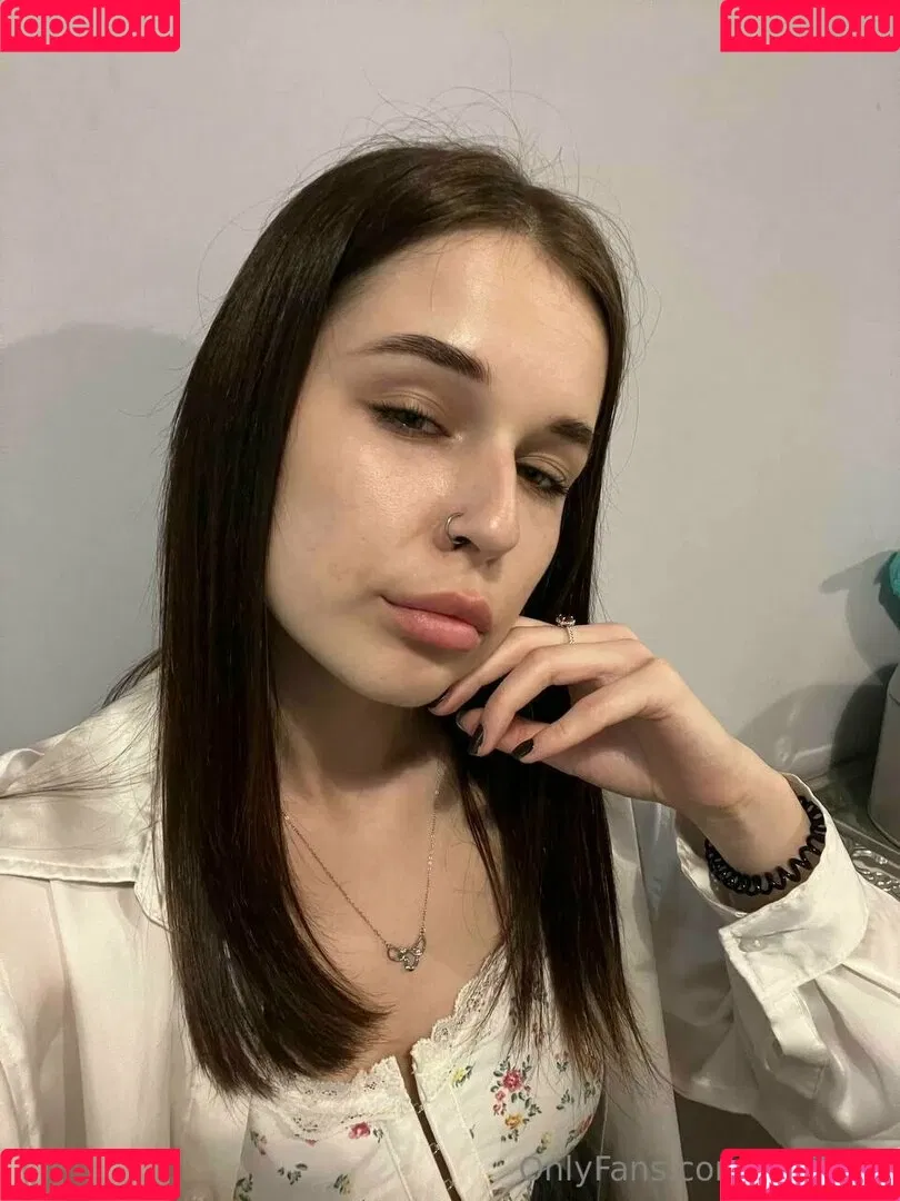 emilage Onlyfans Photo Gallery 
