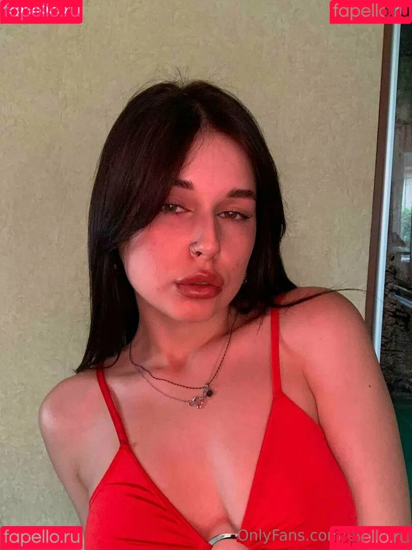 emilage Onlyfans Photo Gallery 