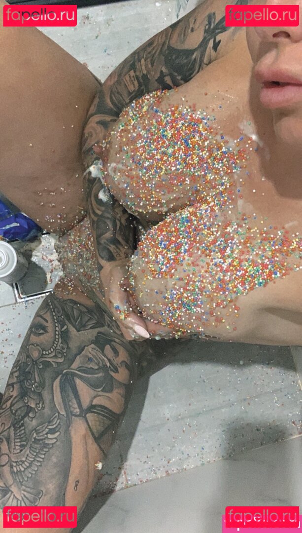Siara Dianda Nude Onlyfans Photo 23