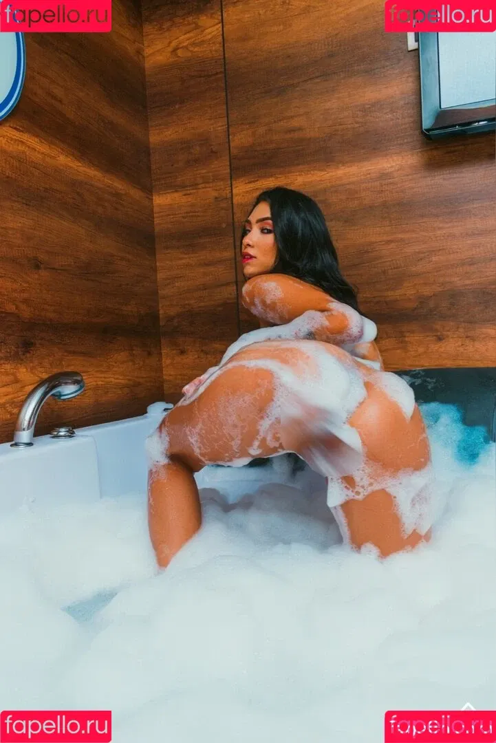 Karen Cardona Garcés Onlyfans Photo Gallery 