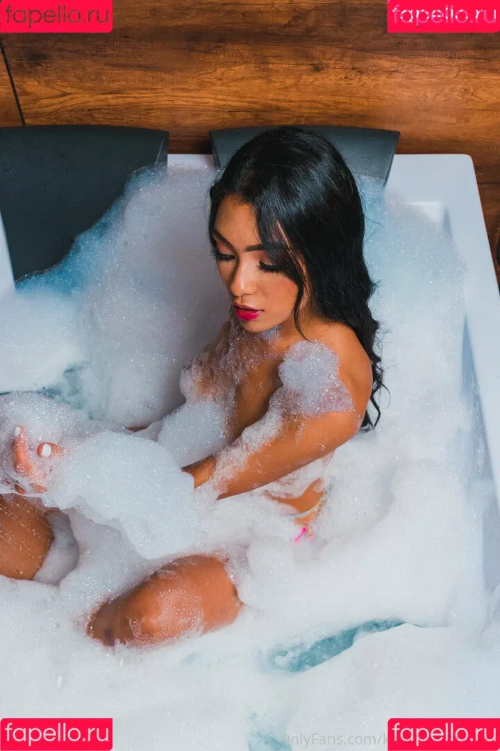 Karen Cardona Garcés Onlyfans Photo Gallery 