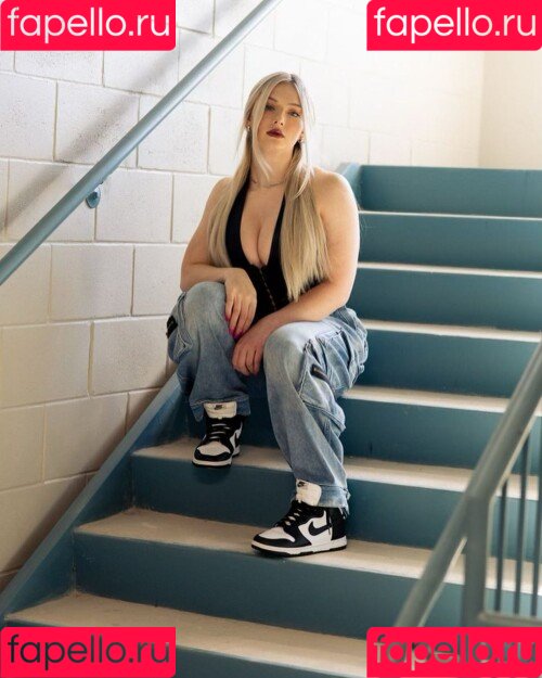 Miranda Cohen Onlyfans Photo Gallery 