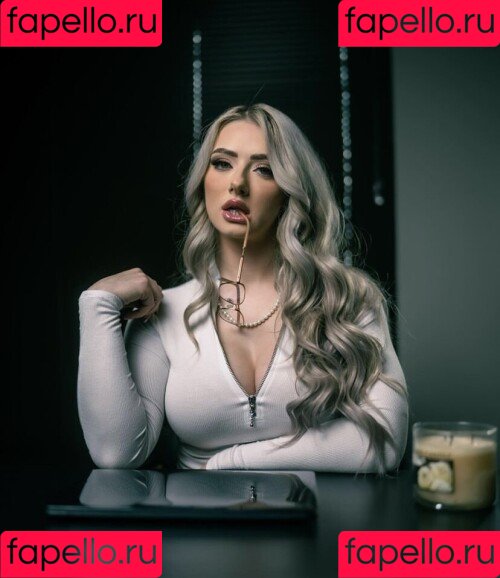 Miranda Cohen Onlyfans Photo Gallery 