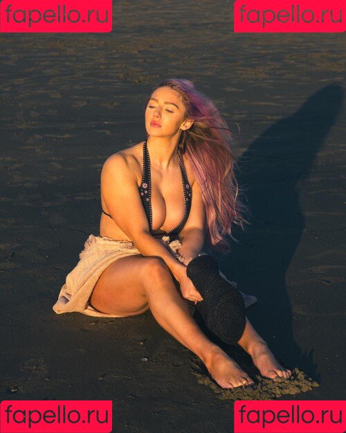 Miranda Cohen Onlyfans Photo Gallery 