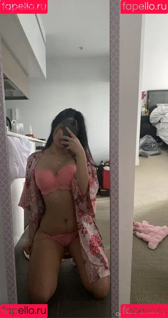 kkimvu Onlyfans Photo Gallery 