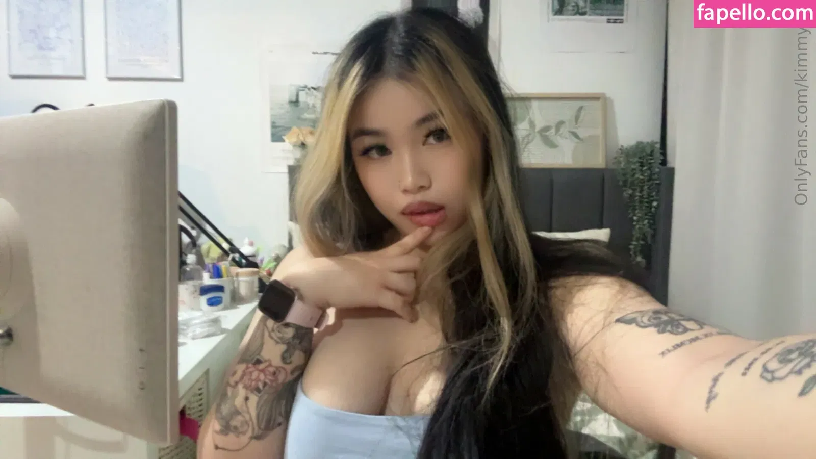 kkimvu Onlyfans Photo Gallery 