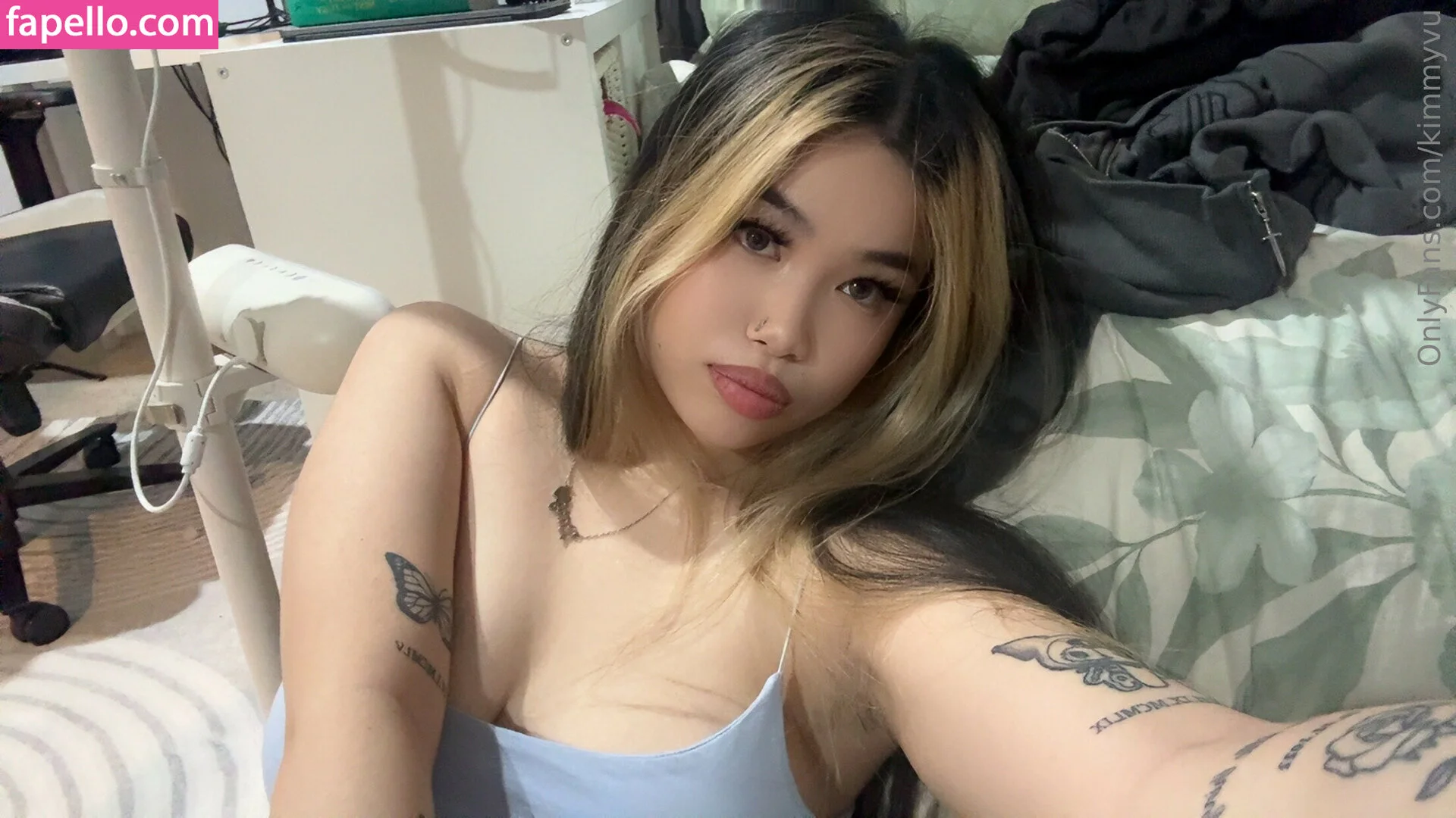 kkimvu Onlyfans Photo Gallery 