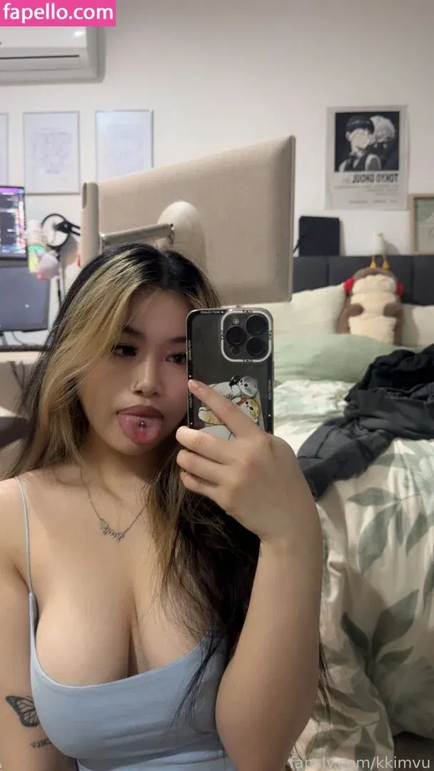 kkimvu Onlyfans Photo Gallery 