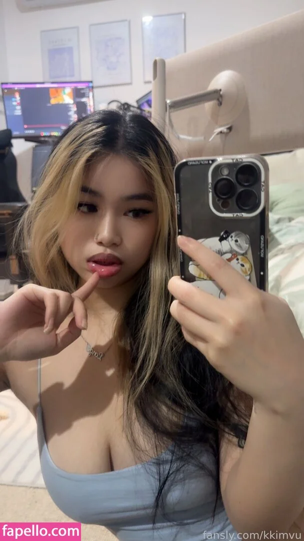 kkimvu Onlyfans Photo Gallery 