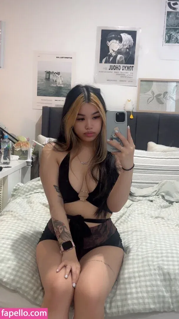 kkimvu Onlyfans Photo Gallery 