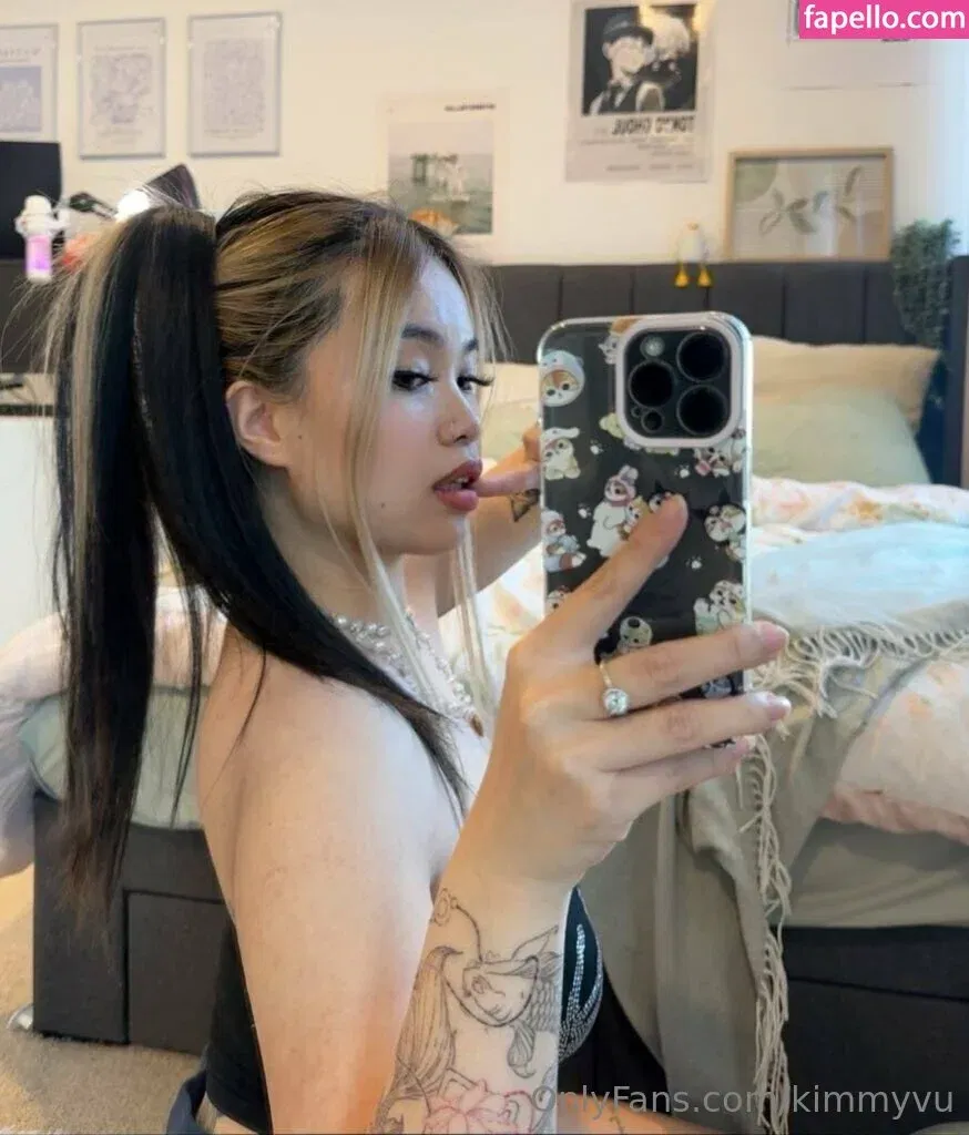 kkimvu Onlyfans Photo Gallery 