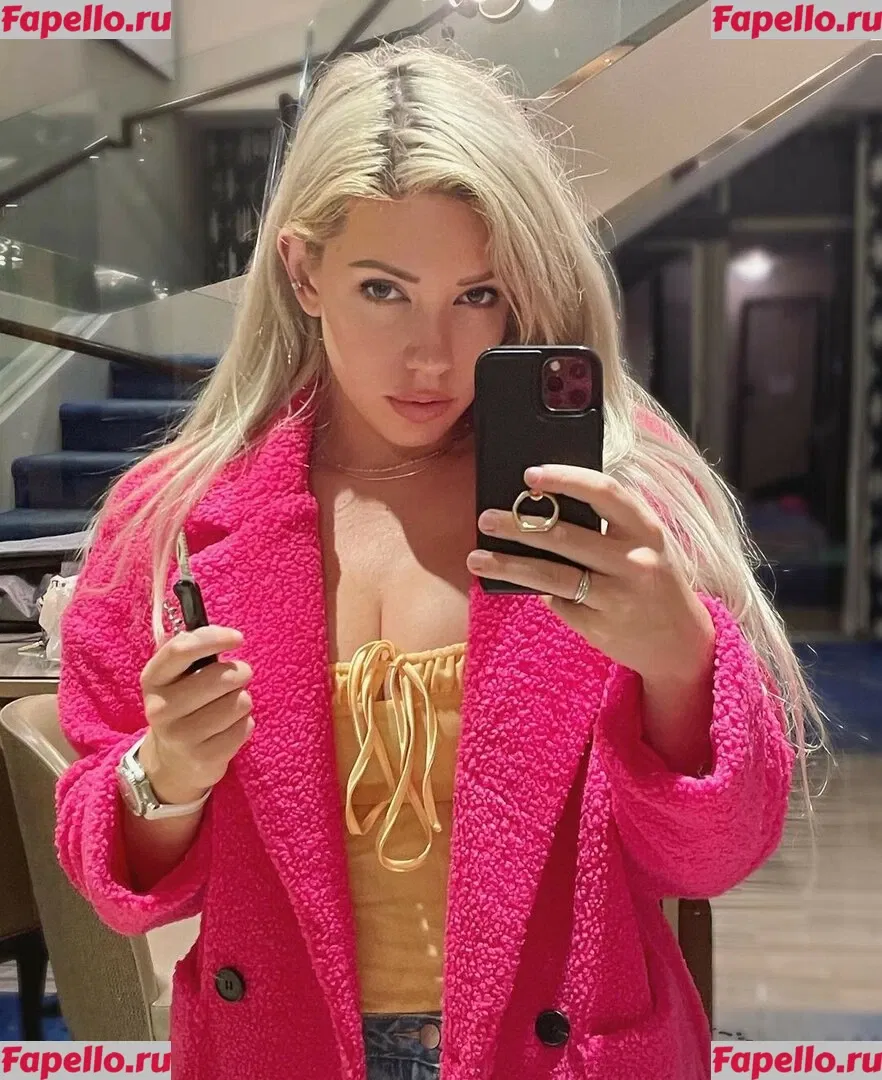 Alanah Pearce Onlyfans Photo Gallery 