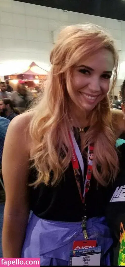 Alanah Pearce Onlyfans Photo Gallery 