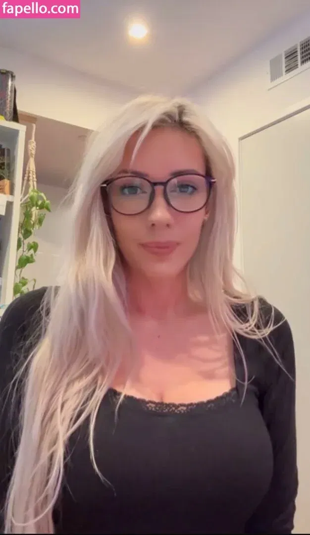 Alanah Pearce Onlyfans Photo Gallery 