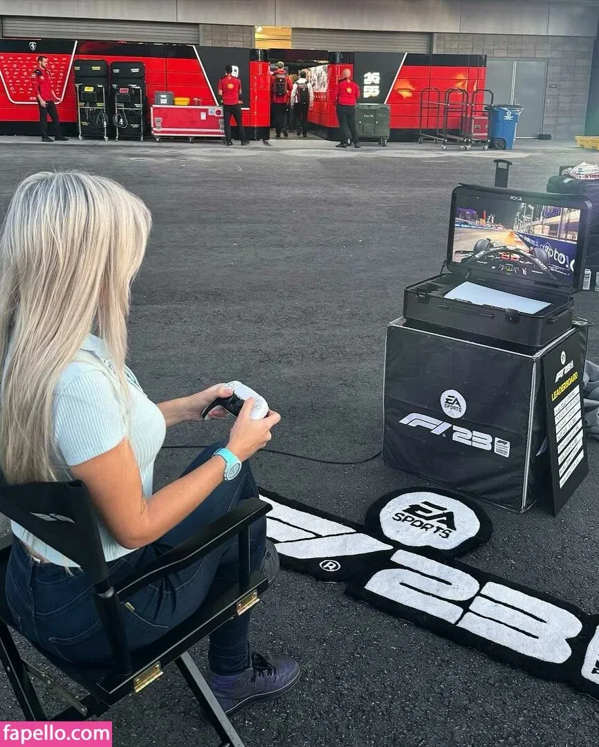 Alanah Pearce Onlyfans Photo Gallery 