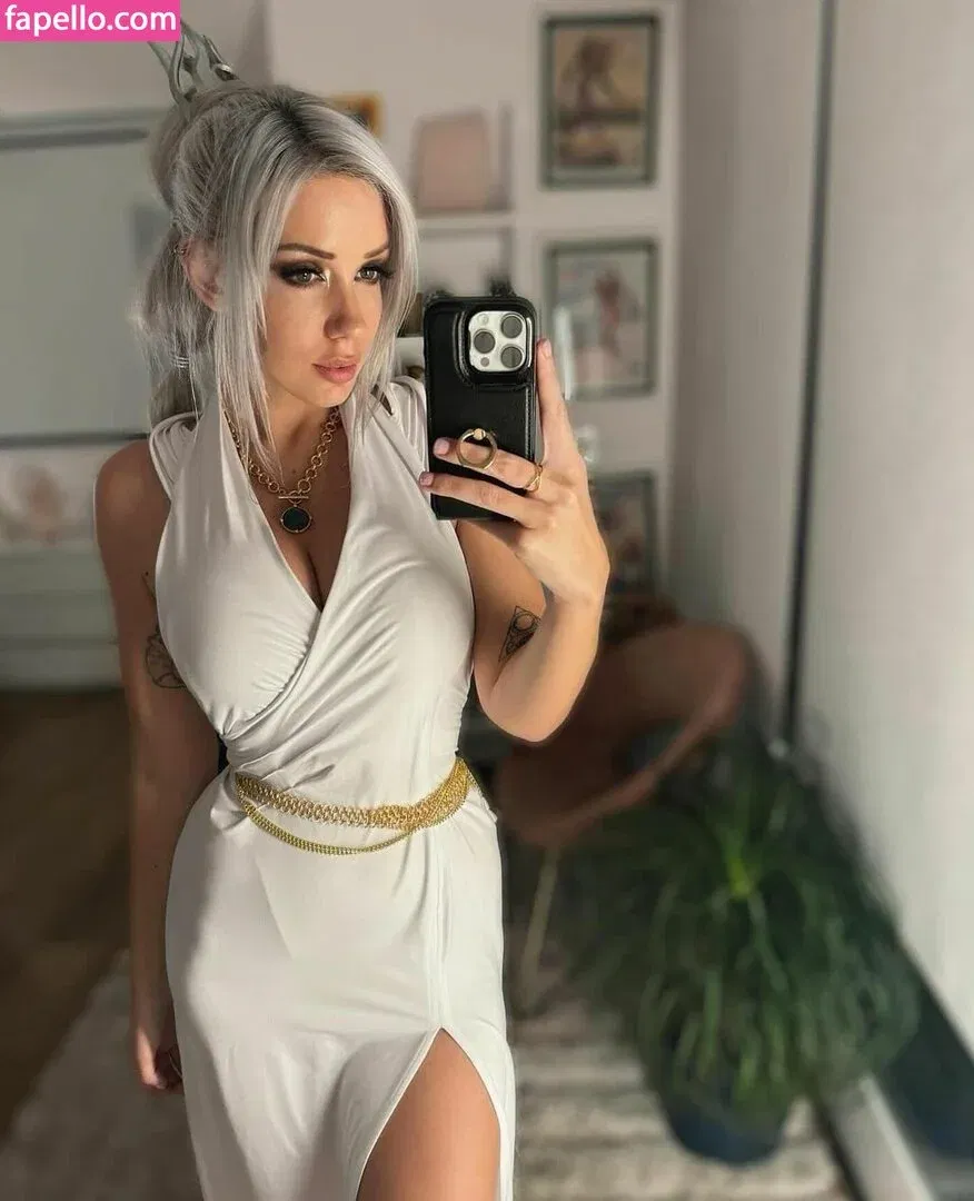 Alanah Pearce Onlyfans Photo Gallery 