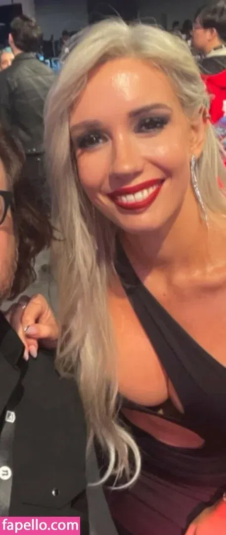 Alanah Pearce Onlyfans Photo Gallery 