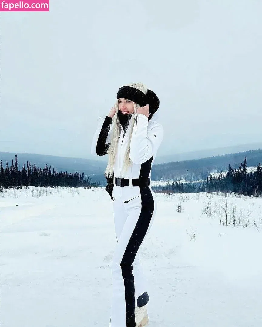 Alanah Pearce Onlyfans Photo Gallery 