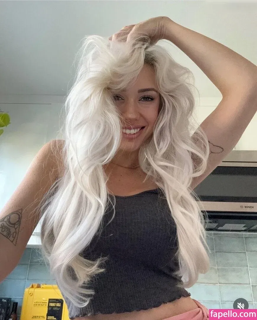 Alanah Pearce Onlyfans Photo Gallery 