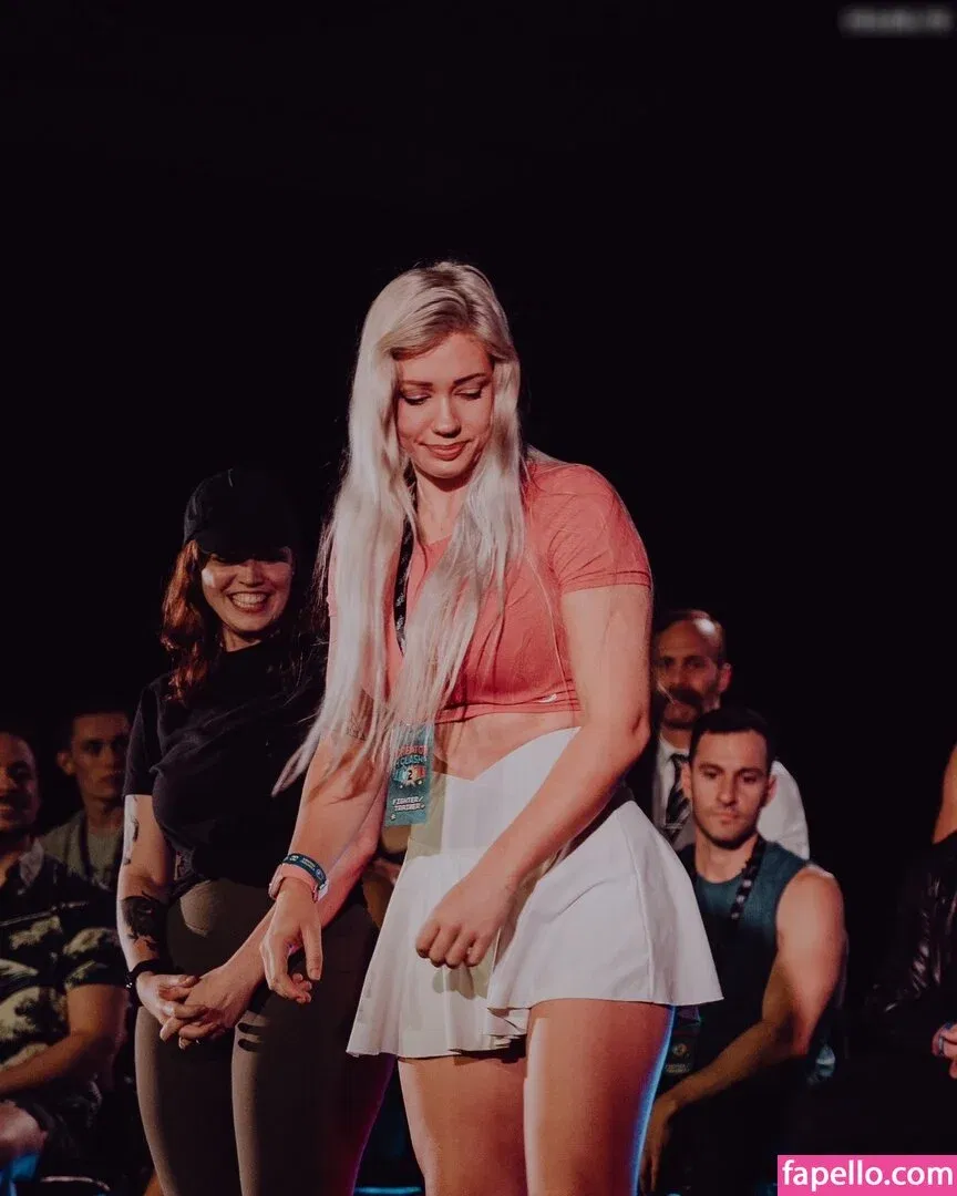 Alanah Pearce Onlyfans Photo Gallery 