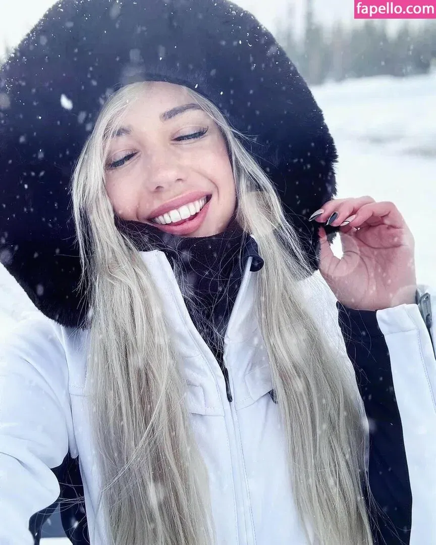 Alanah Pearce Onlyfans Photo Gallery 