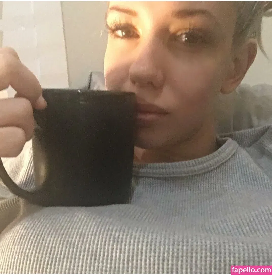 Alanah Pearce Onlyfans Photo Gallery 