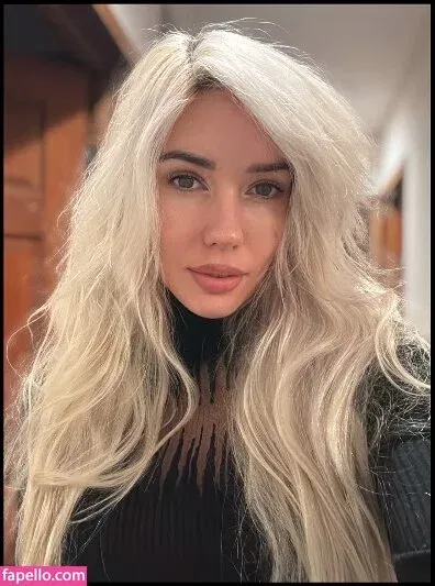 Alanah Pearce Onlyfans Photo Gallery 