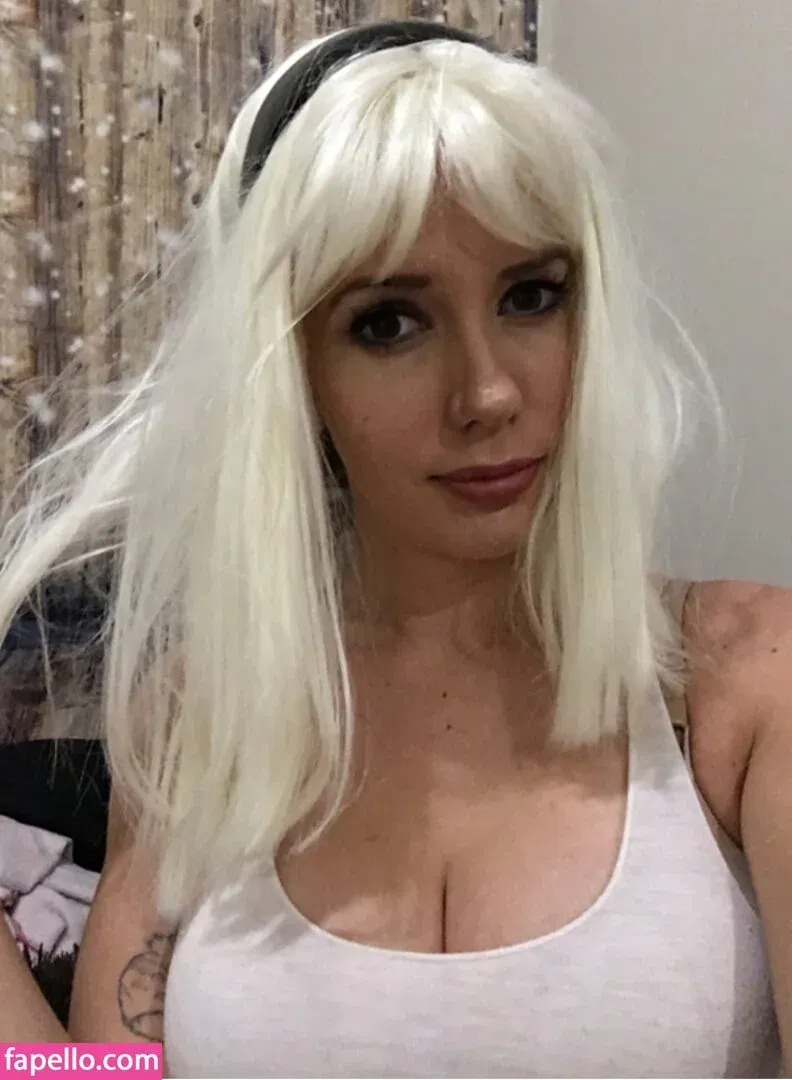 Alanah Pearce Onlyfans Photo Gallery 