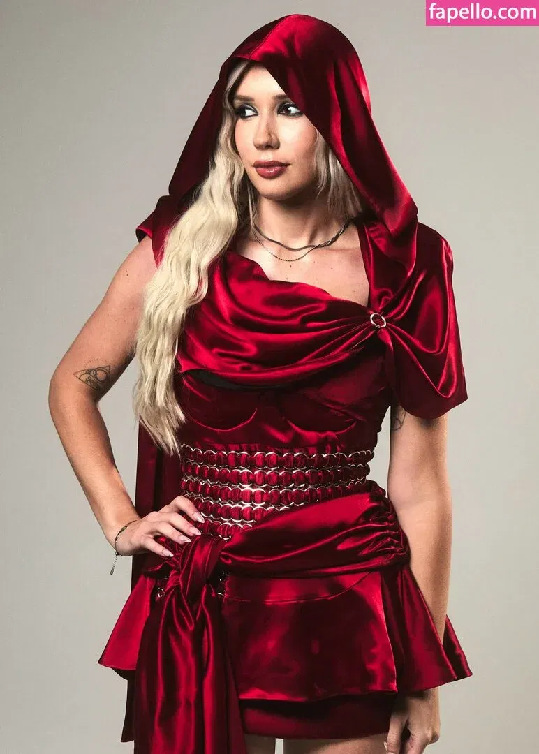 Alanah Pearce Onlyfans Photo Gallery 