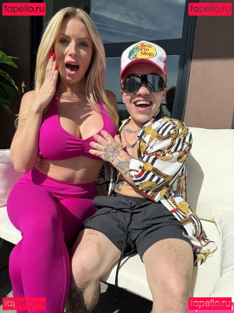 Tiny Smallz Nude Onlyfans Photo 22