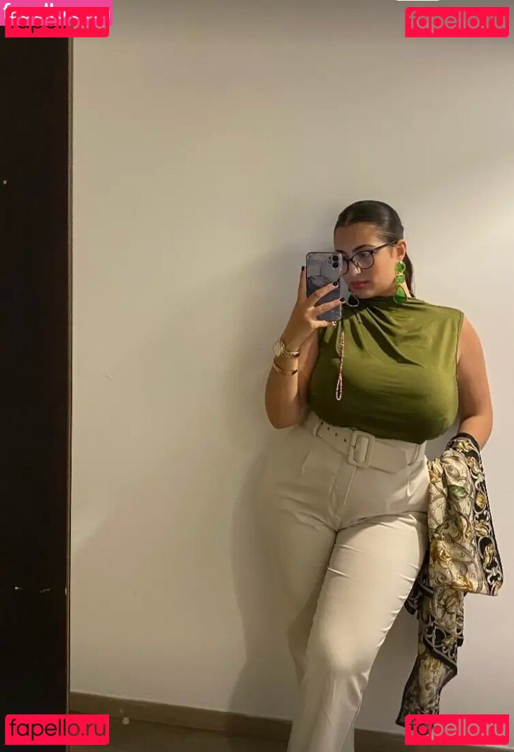 Lili M Nude Onlyfans Photo 9