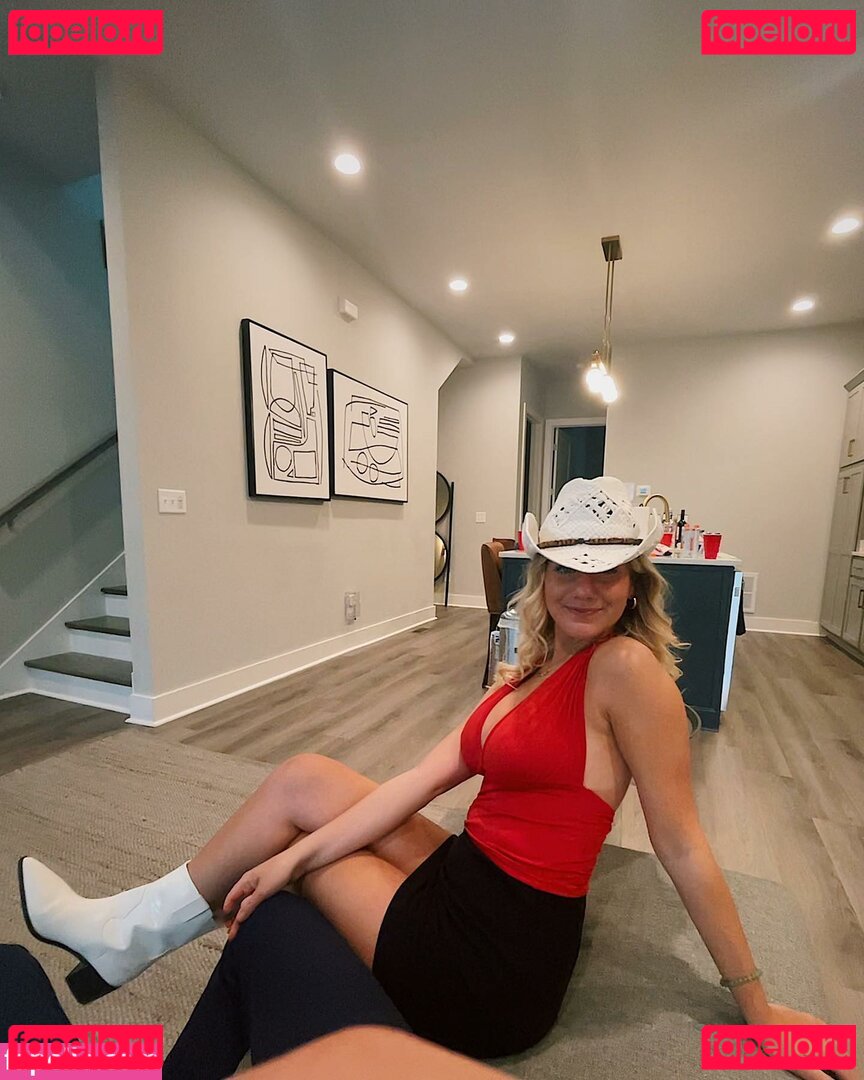 Lydia Feiler Nude Onlyfans Photo 25