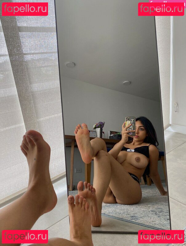 Layla Milk Nude Onlyfans Photo 11