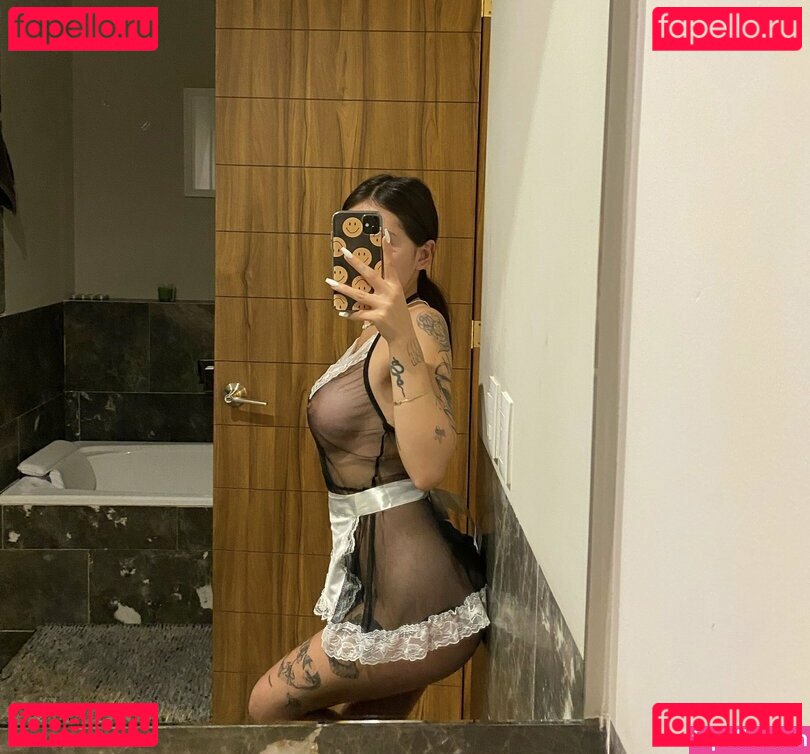Chio San Nude Onlyfans Photo 15