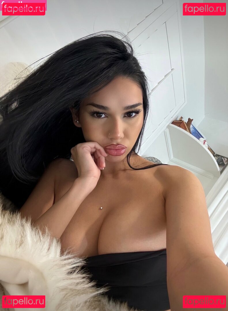 Sexyirl Nude Onlyfans Photo 5