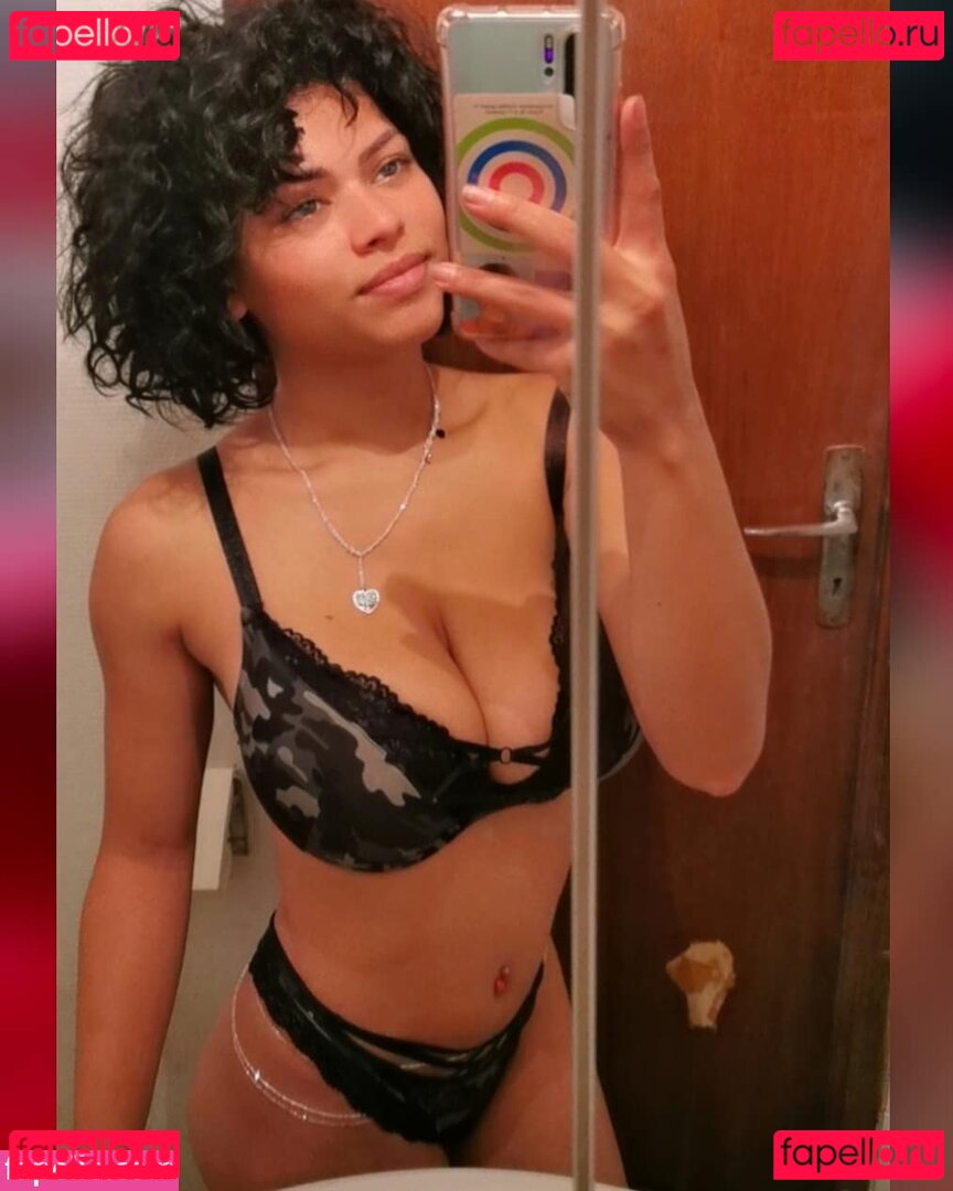 Daniela Freitas Nude Onlyfans Photo 3
