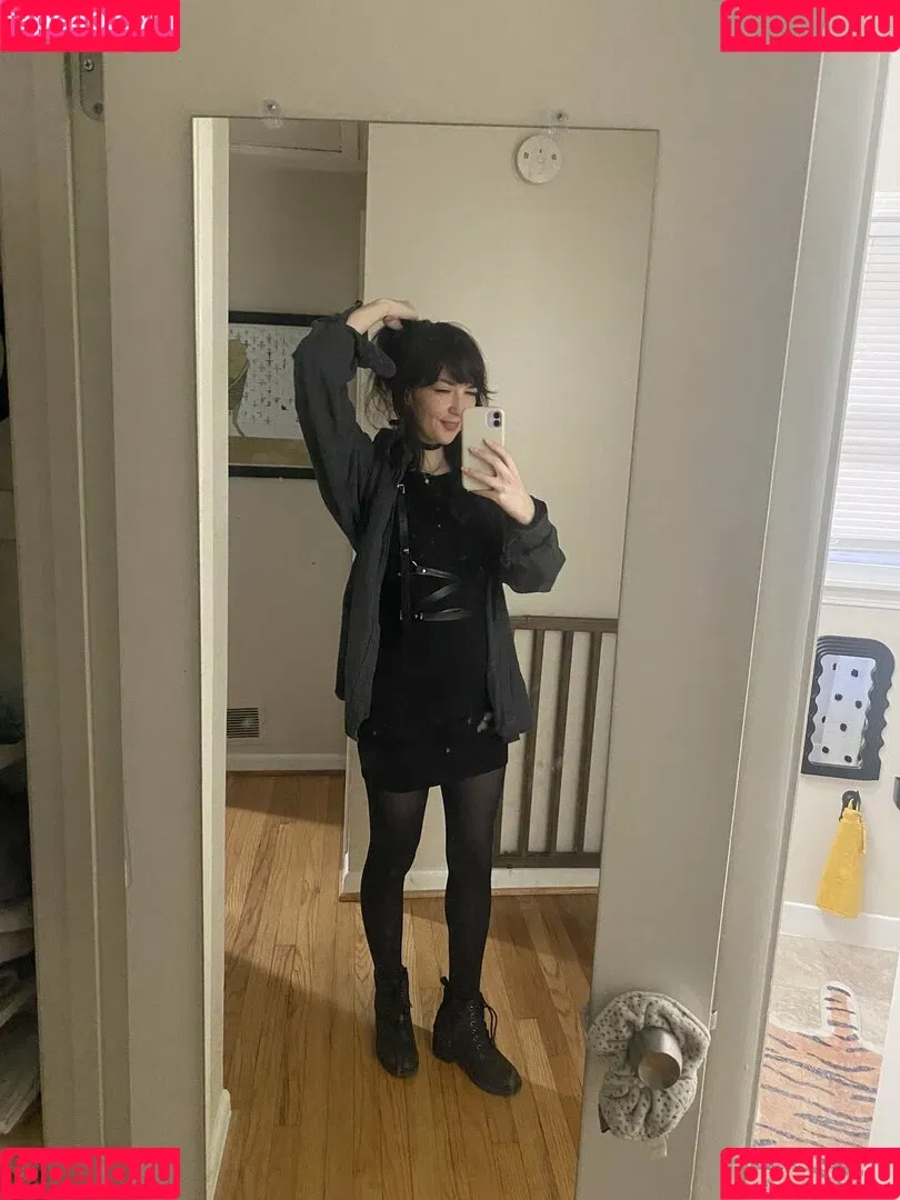 Quelaag Onlyfans Photo Gallery 