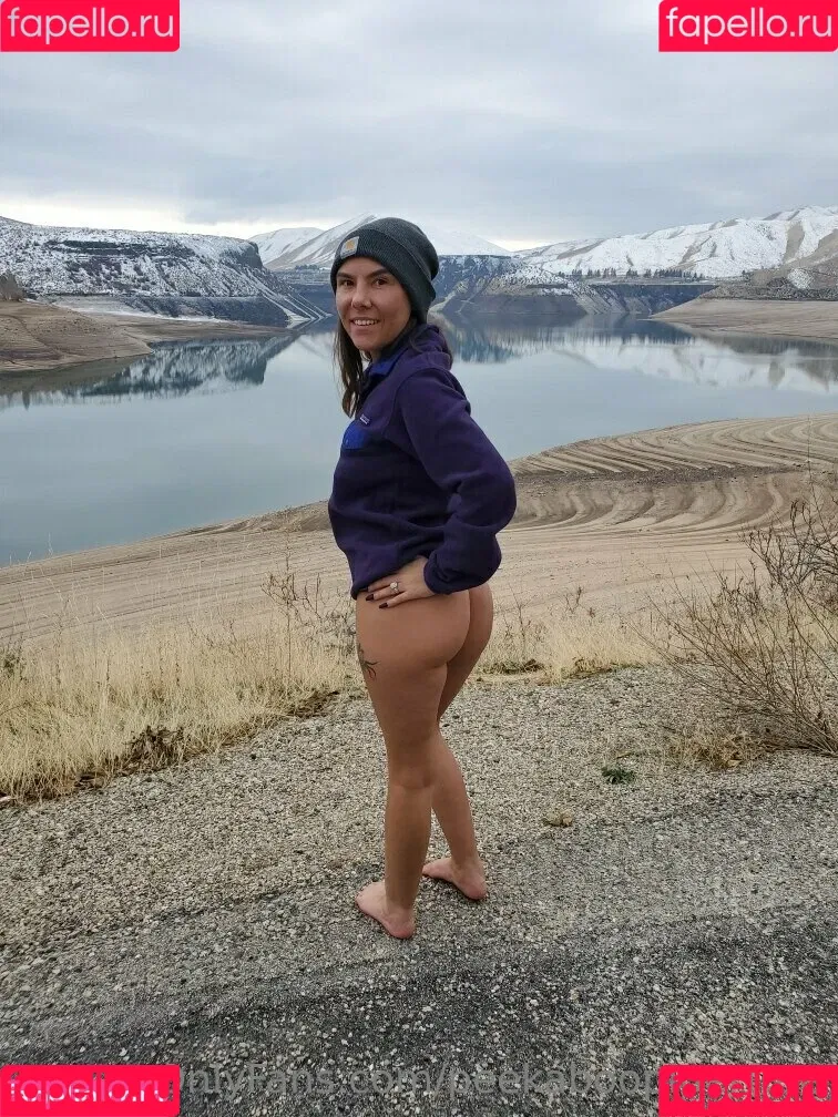 peekaboopiperfree Onlyfans Photo Gallery 