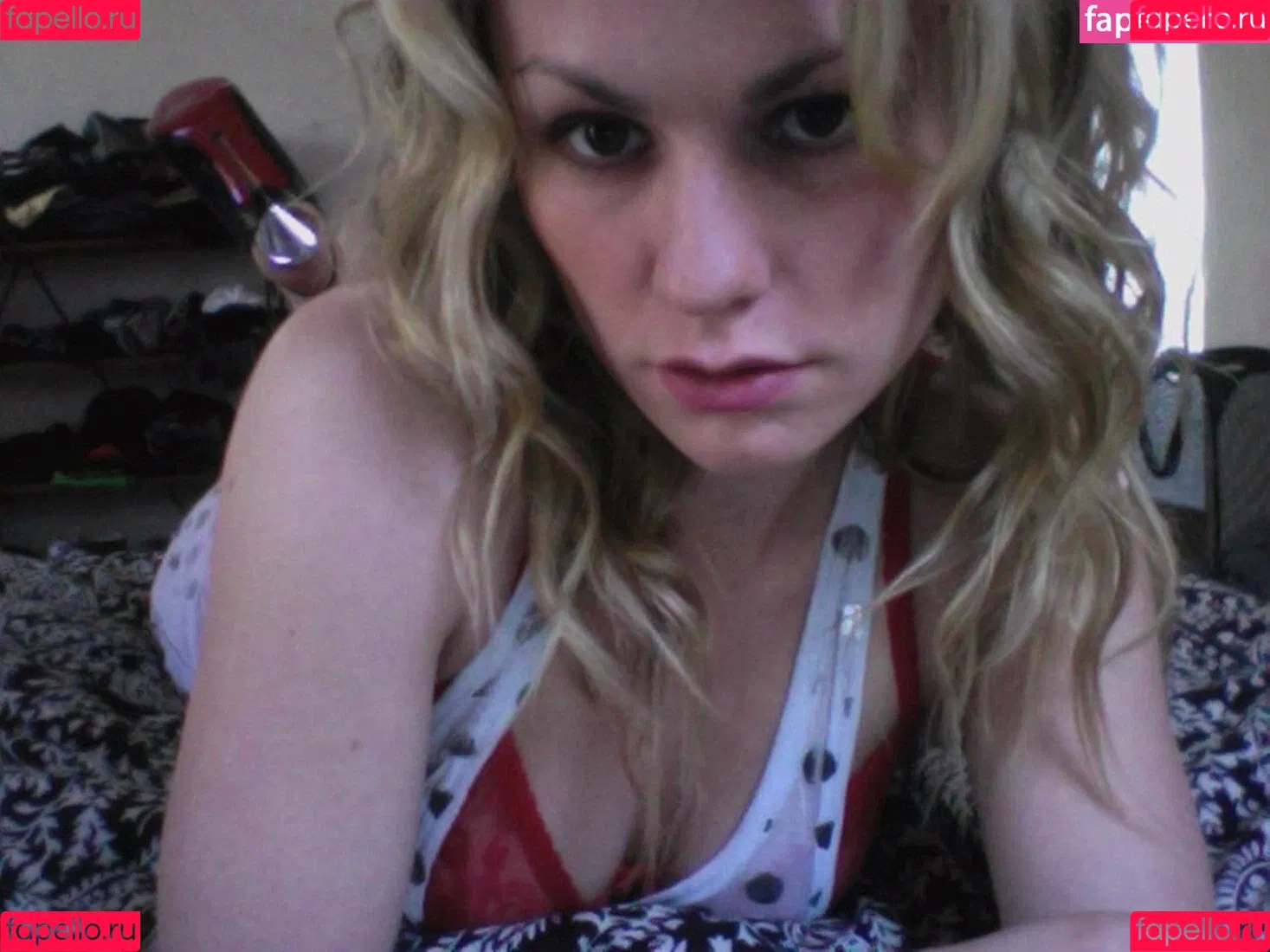 Anna Paquin Onlyfans Photo Gallery 