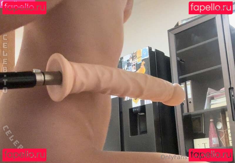 x3oph1a Nude Onlyfans Photo 16