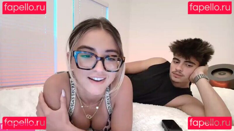 cutecouple Nude Onlyfans Photo 12