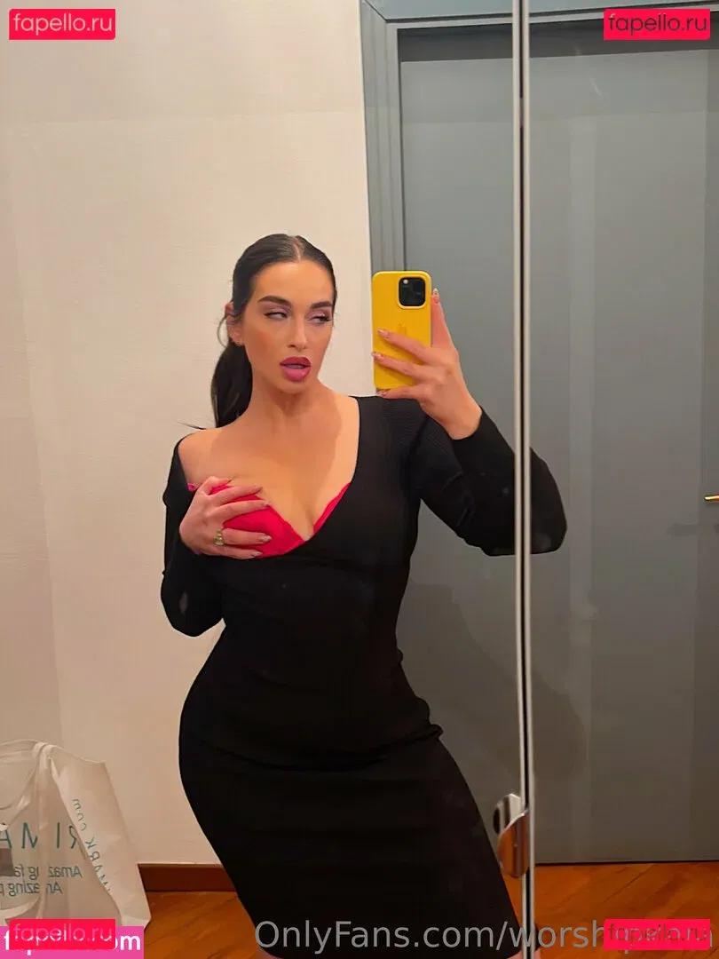 worshipkaia Onlyfans Photo Gallery 