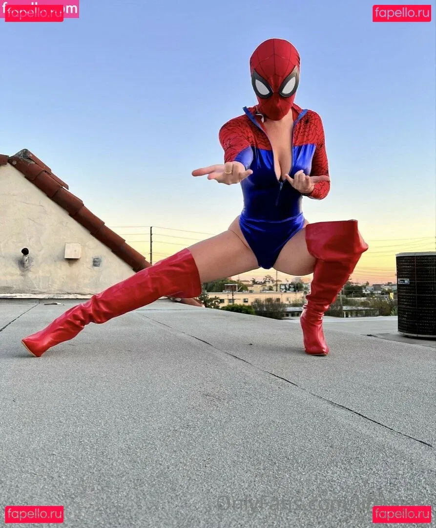 Lifewjess Onlyfans Photo Gallery 