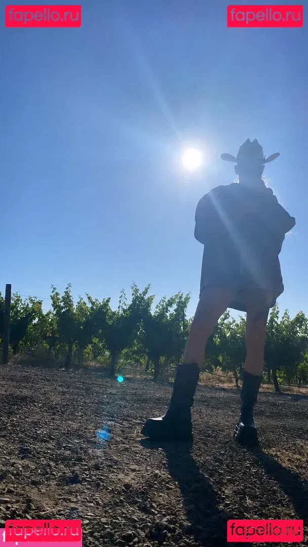 Skylar Grey Onlyfans Photo Gallery 