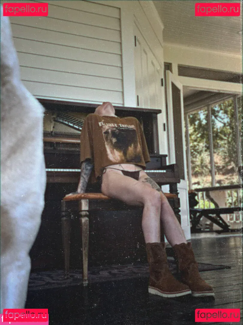 Skylar Grey Onlyfans Photo Gallery 