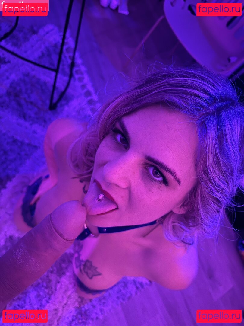 Lumacarie Nude Onlyfans Photo 24