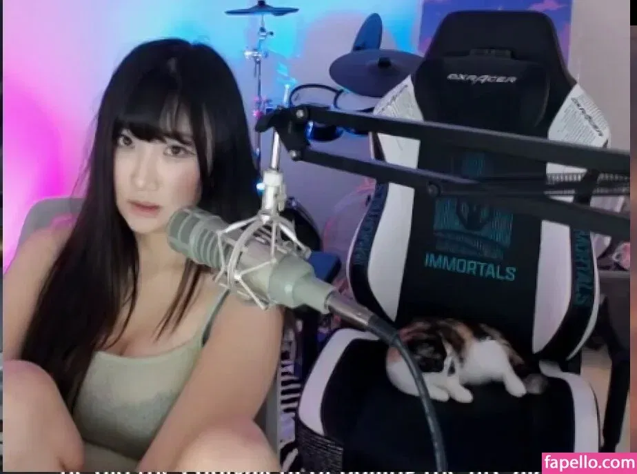 Aria Saki Onlyfans Photo Gallery 