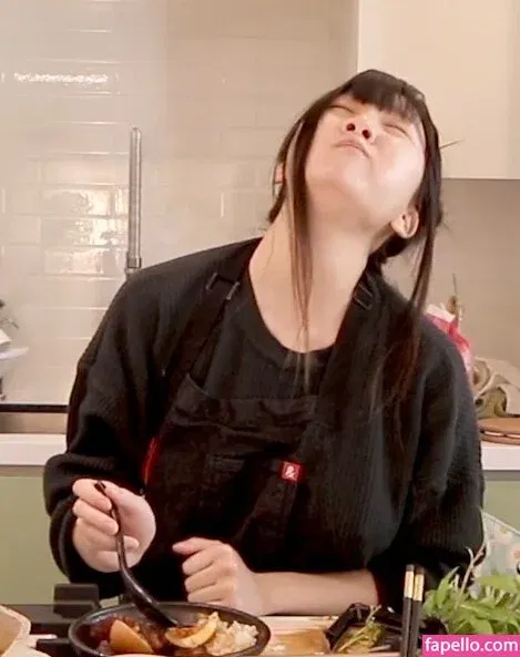 Aria Saki Onlyfans Photo Gallery 