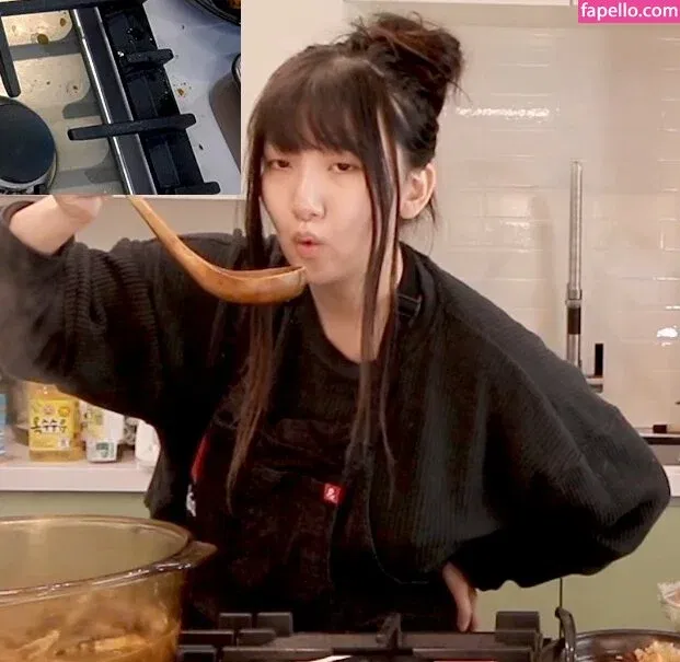 Aria Saki Onlyfans Photo Gallery 